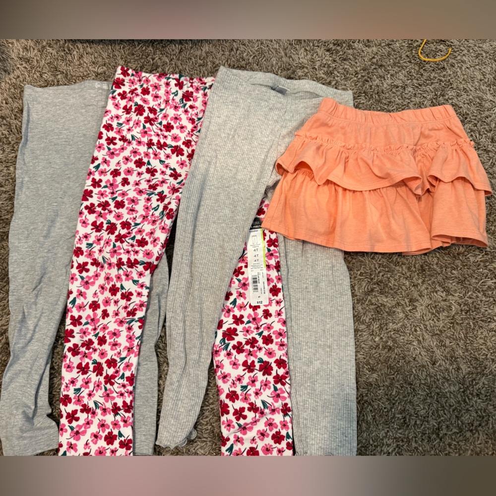 Set of Gray and Floral Leggings with Orange Ruffle Skirt